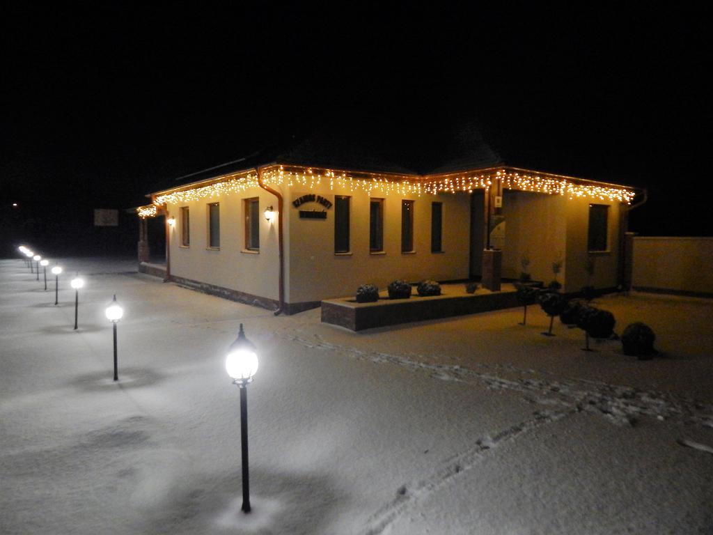 Szamos-Party Vendeghaz Hotel Olcsva Bagian luar foto